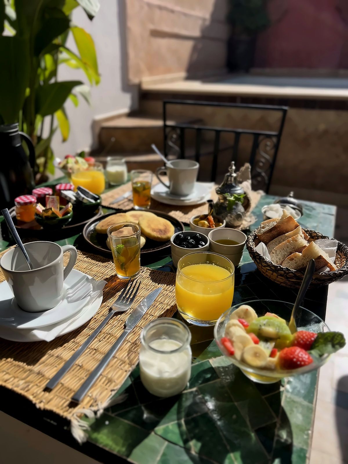 Petit déjeuner au Riad Jona